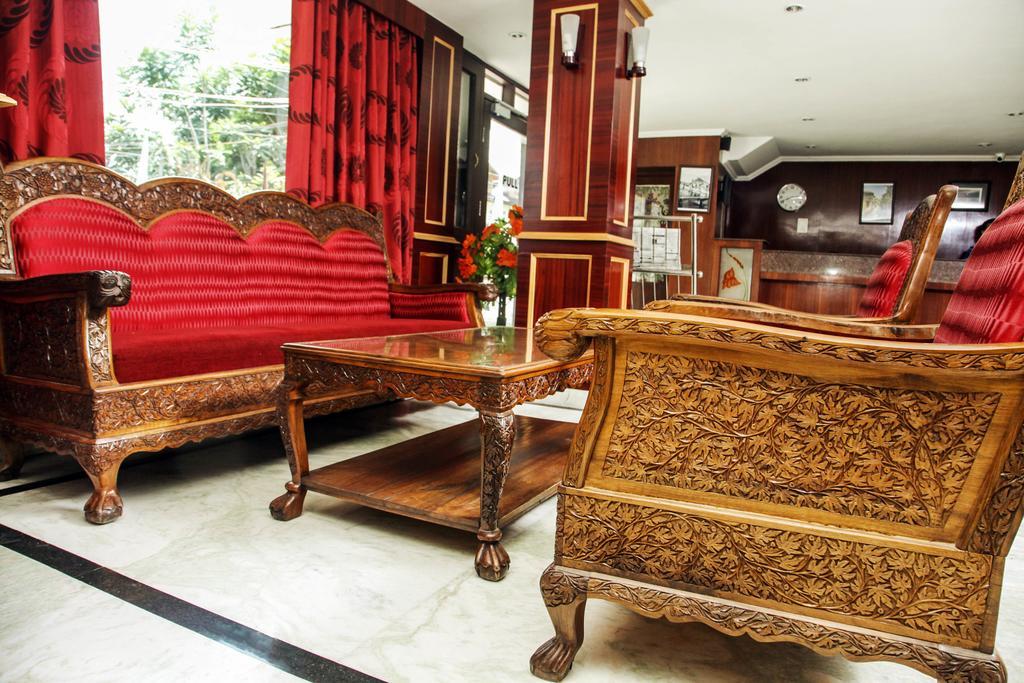 Holiday Plaza Hotel Srinagar  Luaran gambar