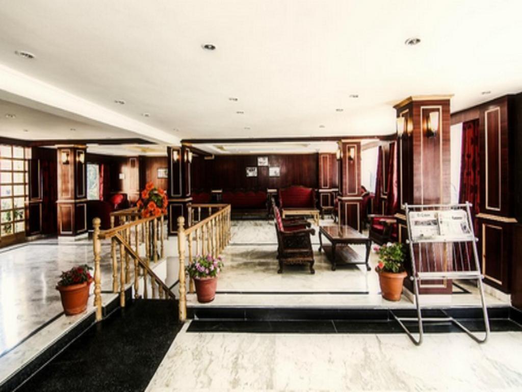 Holiday Plaza Hotel Srinagar  Luaran gambar