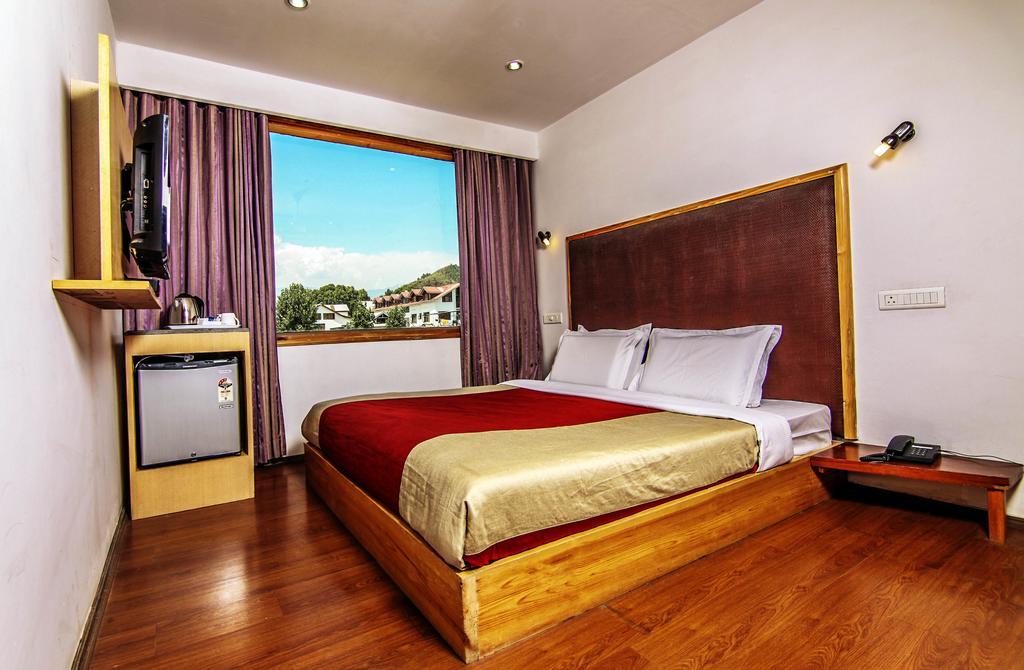 Holiday Plaza Hotel Srinagar  Luaran gambar