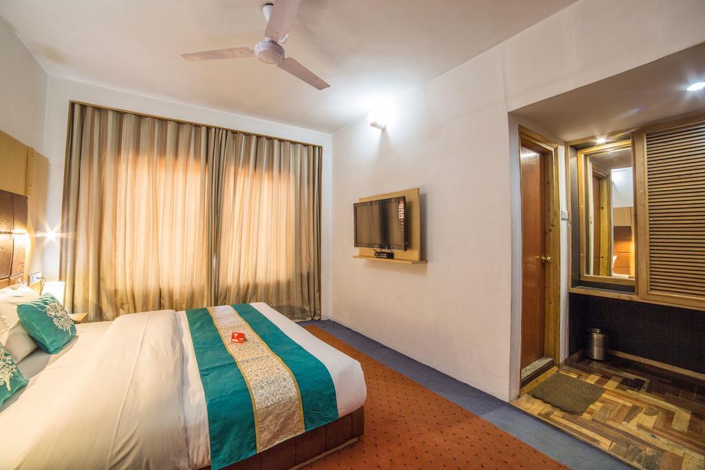 Holiday Plaza Hotel Srinagar  Luaran gambar